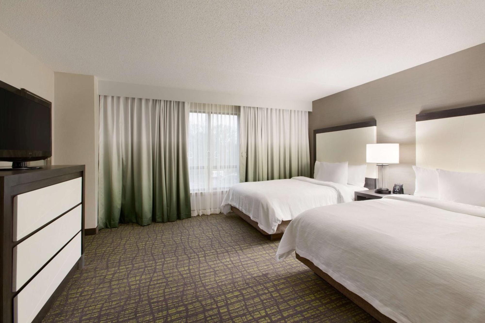 One-Bedroom Queen Suite Two Queen Beds Mobility Hearing Access or Non-Smoking